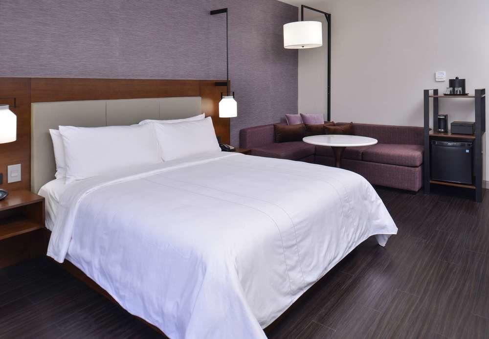 Visalia Marriott At The Convention Center Hotell Exteriör bild