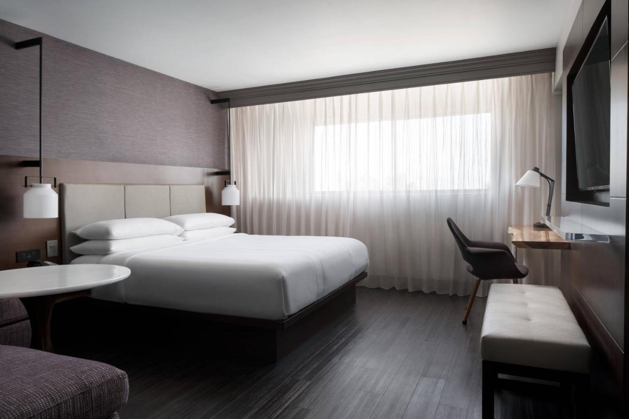 Visalia Marriott At The Convention Center Hotell Exteriör bild