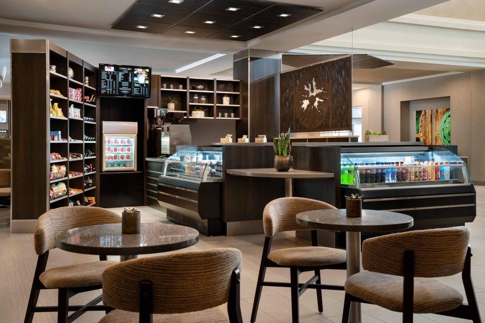 Visalia Marriott At The Convention Center Hotell Exteriör bild