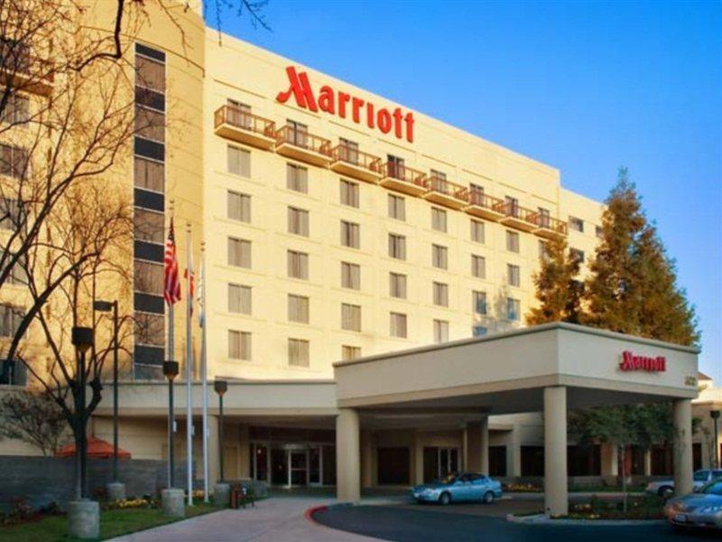 Visalia Marriott At The Convention Center Hotell Exteriör bild