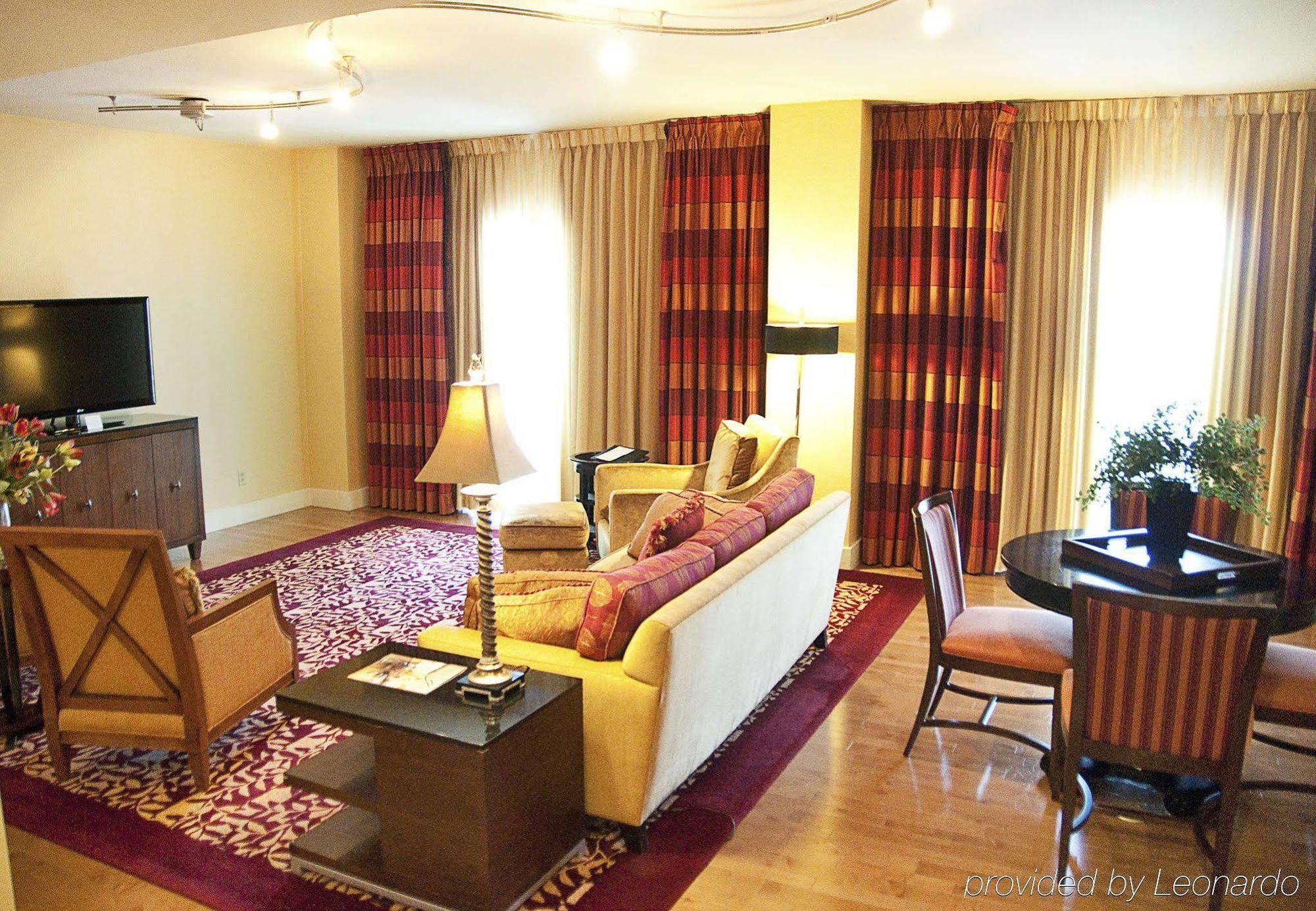 Visalia Marriott At The Convention Center Hotell Exteriör bild
