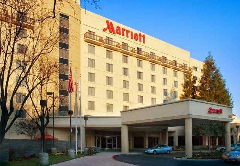 Visalia Marriott At The Convention Center Hotell Exteriör bild