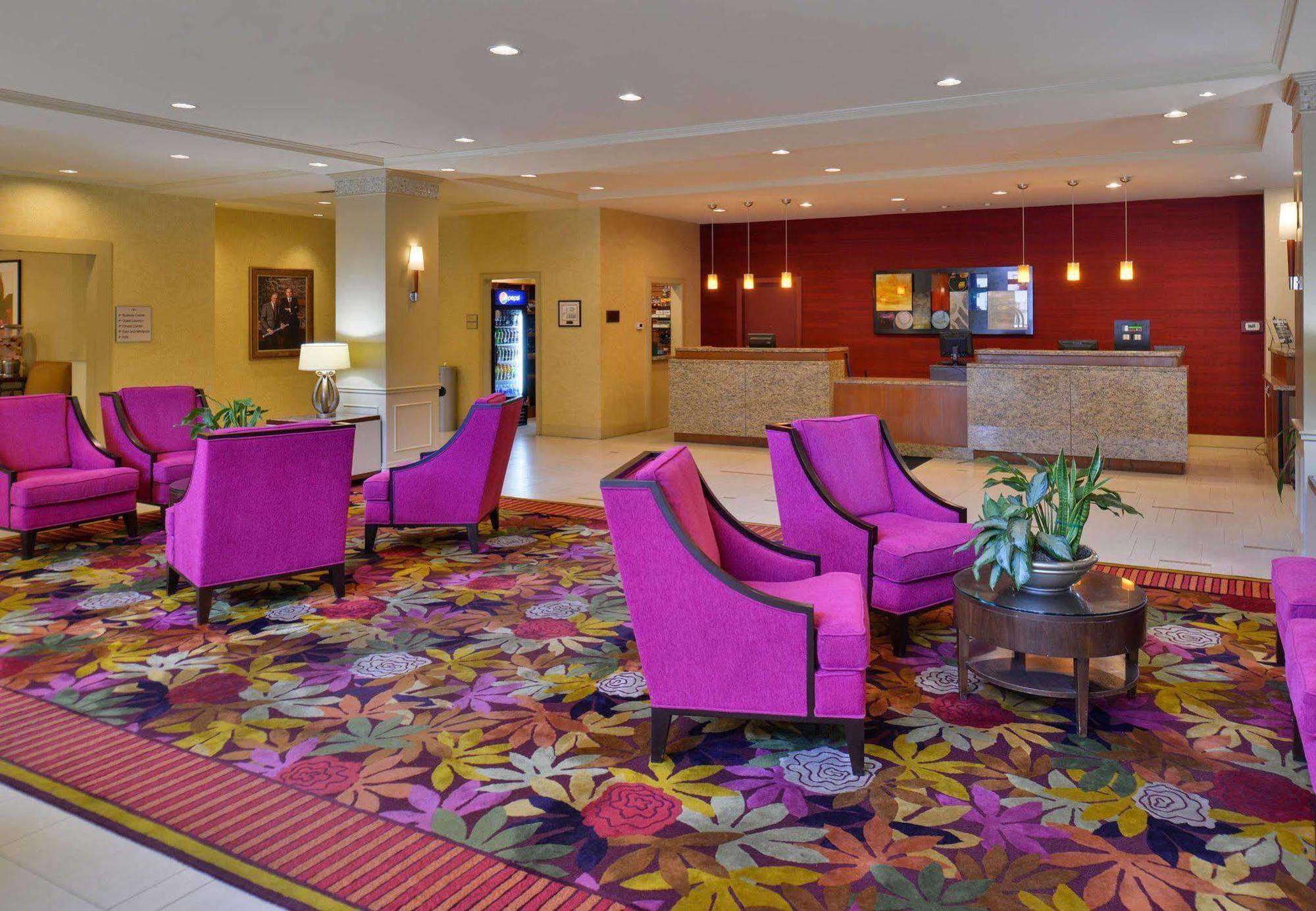 Visalia Marriott At The Convention Center Hotell Exteriör bild